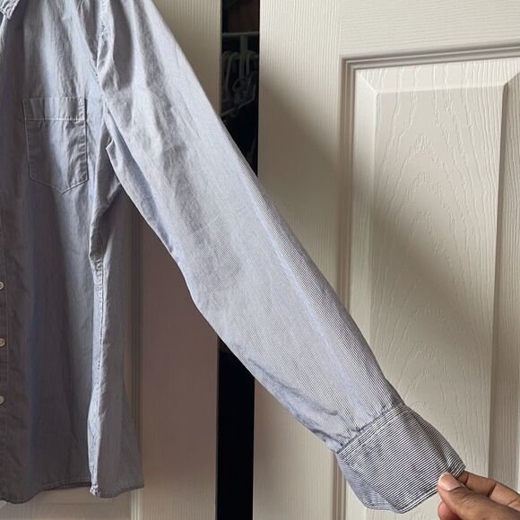 Gap Women shirts  - Picture 4 of 5